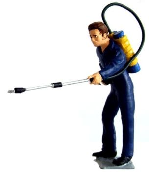 WM047/048 - Personaje con pulverizador - En Miniatura