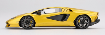 TS0555 - LAMBORGHINI Countach LPI 800-4 New Giallo Orion 2023