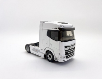 ELI117563 - DAF XG 4x2 blanco