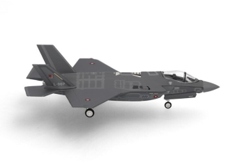 HER573603 - LOCKHEED Martin F-35A Lightning II Real Fuerza Aérea Danesa Escuadrón 727 Base aérea de Skydstrup