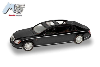 HER87MC000033 - MAYBACH 62S 2002 negro