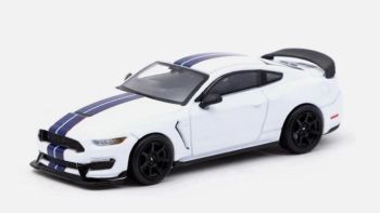 T64G-011-WH - FORD Mustang Shelby GT350R Blanco en blíster