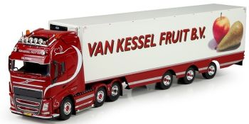 TEK71082 - VOLVO FH04 Globetrotter XL 6x4 con remolque frigorífico de 3 ejes VAN KESSEL