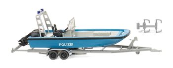 WIK009545 - Barco de policía MZB72 con remolque